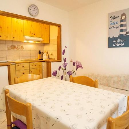 Apartment Nives Umag Exteriör bild